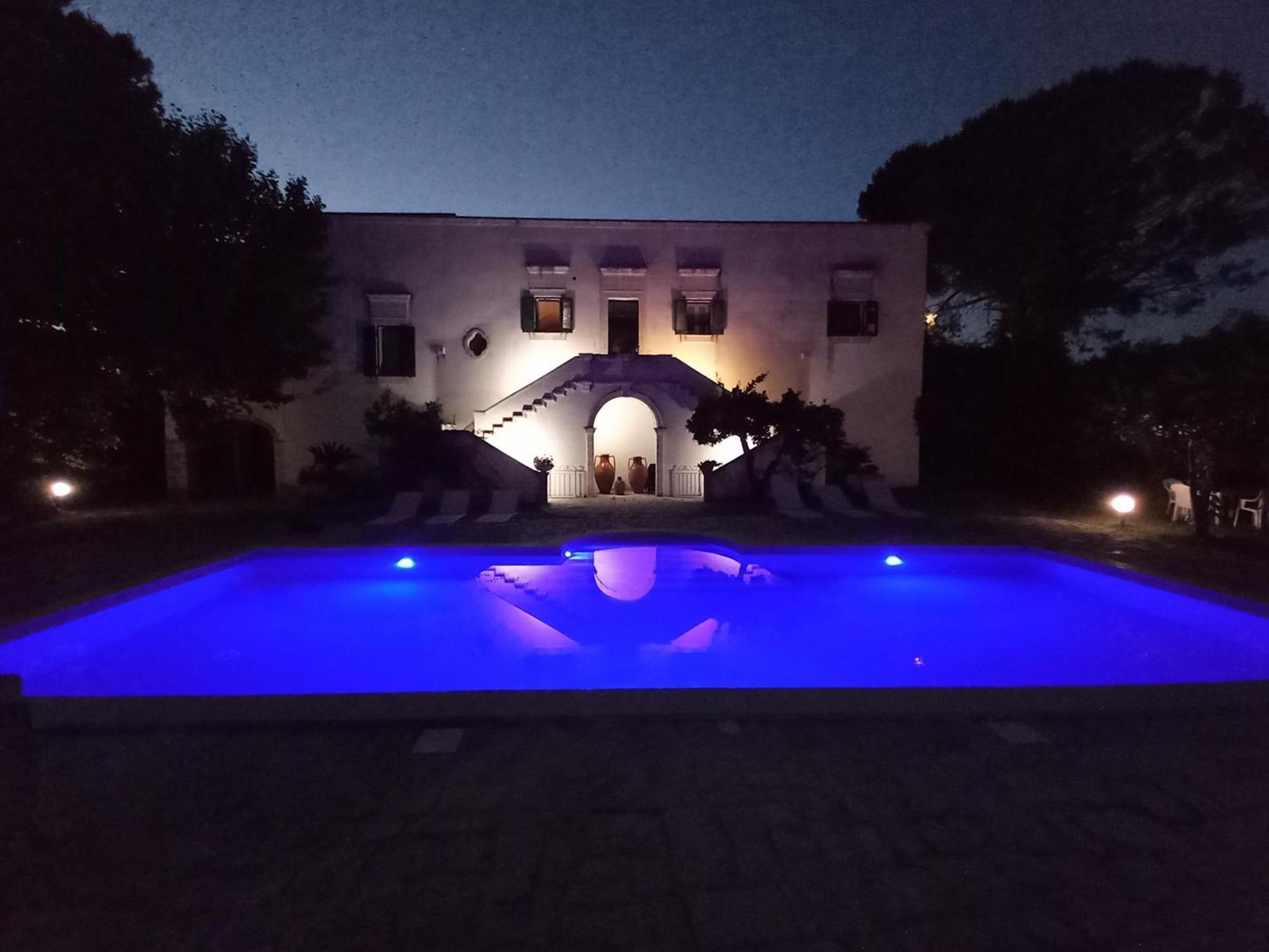 Masseria Incantamento Suite Bouganville Latiano エクステリア 写真
